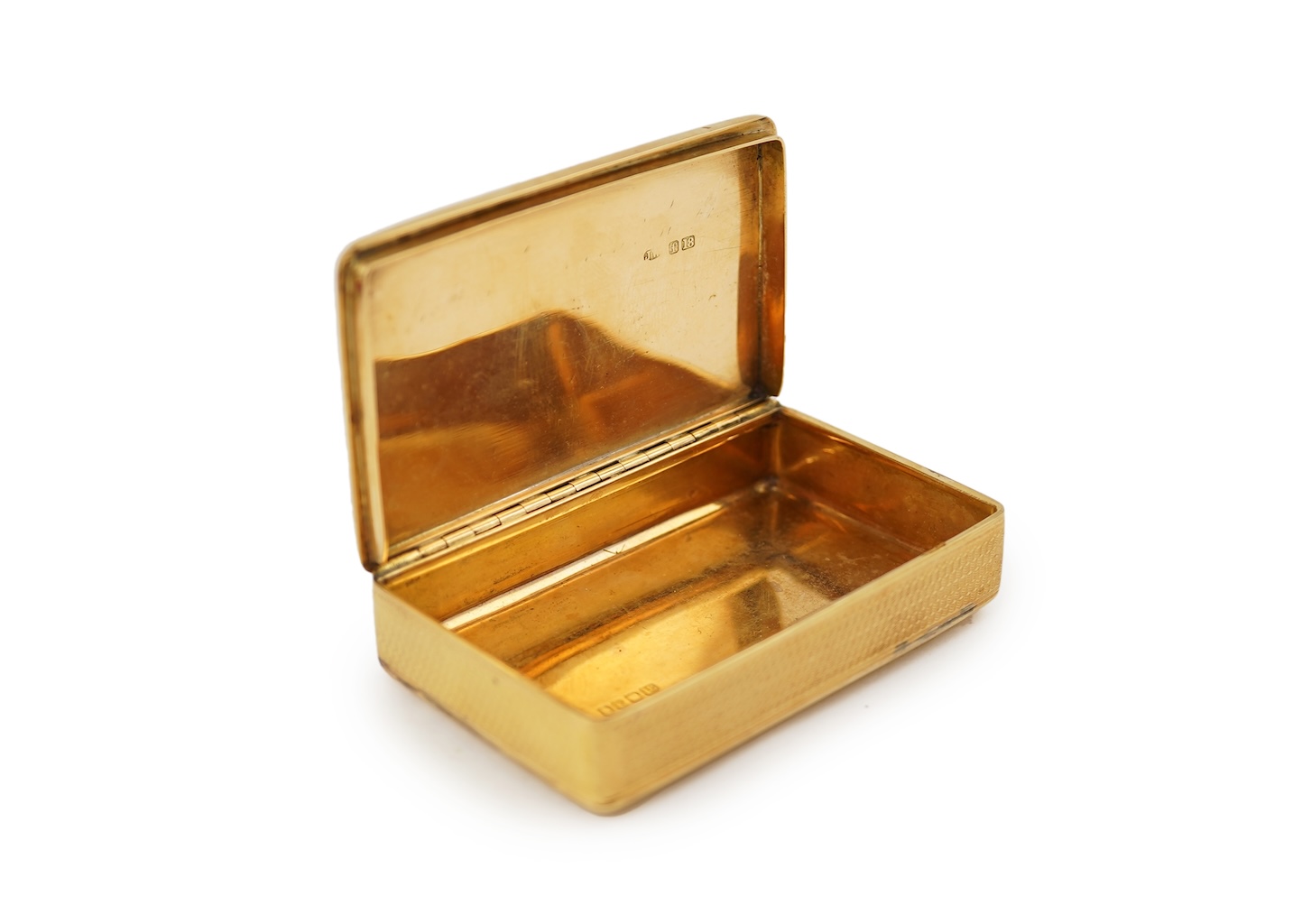 An Edwardian engine turned 18ct gold rectangular snuff box, by Joseph Walton